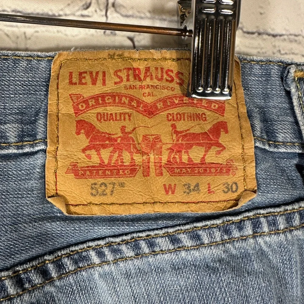 Levi Strauss 527 Bootcut Jeans Mens 34x30 Light Wash Distressed‎ Blue Denim